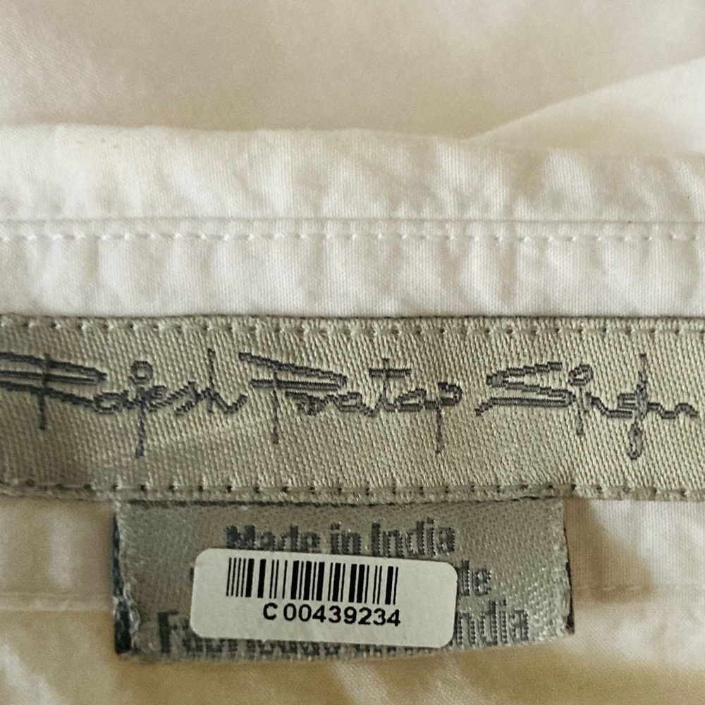 Anthropologie Rajesh Pratap Singh “Cynthia” button front pintucked colorful top. - Picture 5 of 6